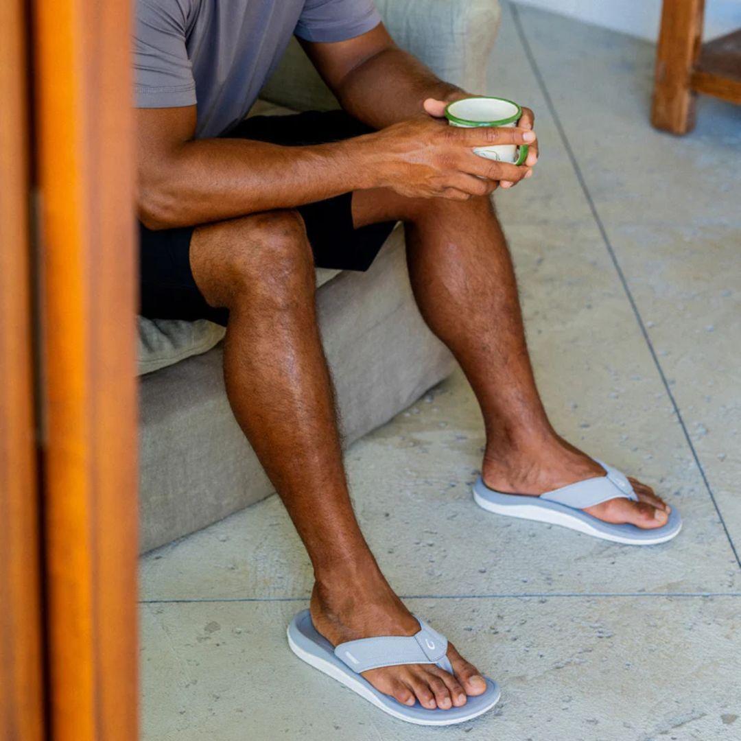OluKai Men's Ahi Kai Sandals